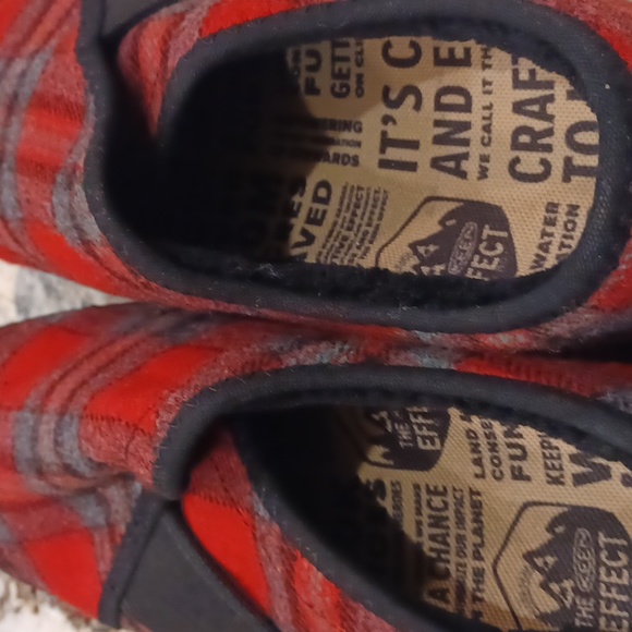 KEEN HOWSER WRAP SLIDE SLIP ON SHOES WOMENS RED - Picture 5 of 6